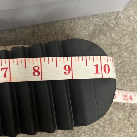 Holden Women’s Après Boot in Natural Chocolate Camo NIB - Picture 7 of 7